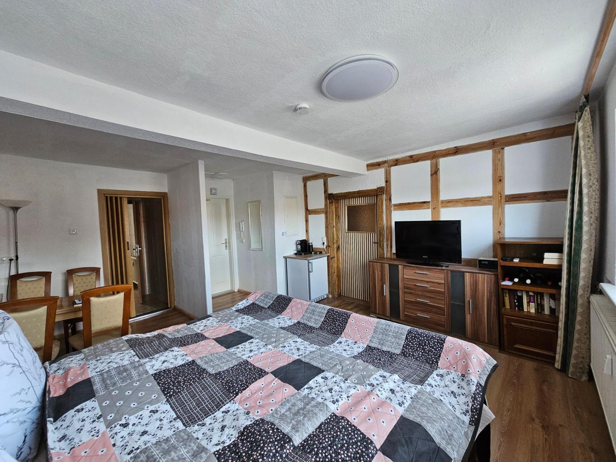Ferienwohnung In Stadtroda ภายนอก รูปภาพ
